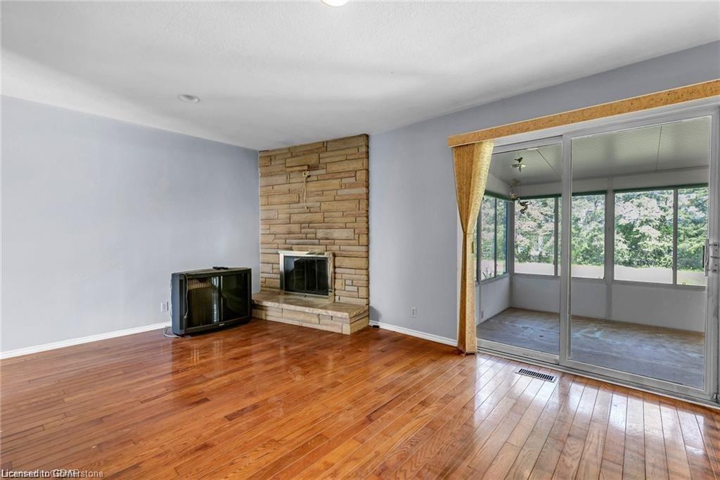 462 Arkell Road, Puslinch, ON - Indoor