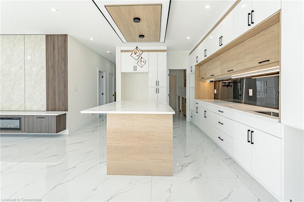 1187 Hobbs Drive, London, ON - Indoor Photo Showing Other Room