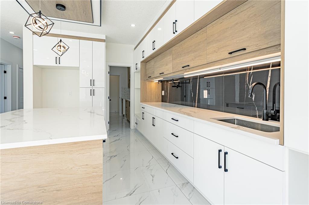 1187 Hobbs Drive, London, ON - Indoor