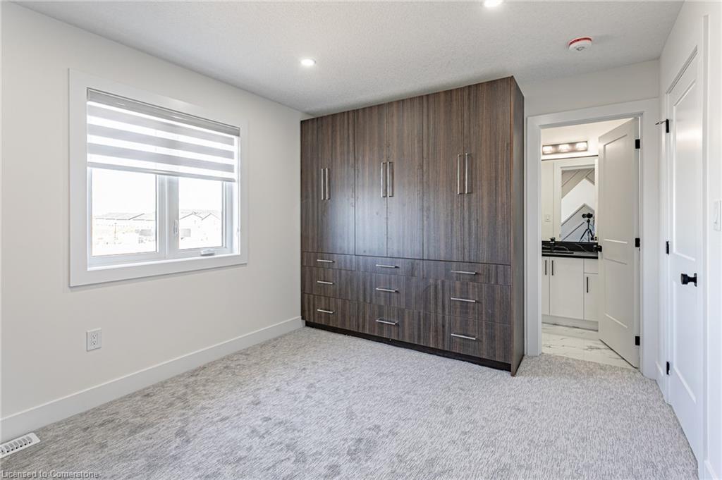 1187 Hobbs Drive, London, ON - Indoor Photo Showing Other Room