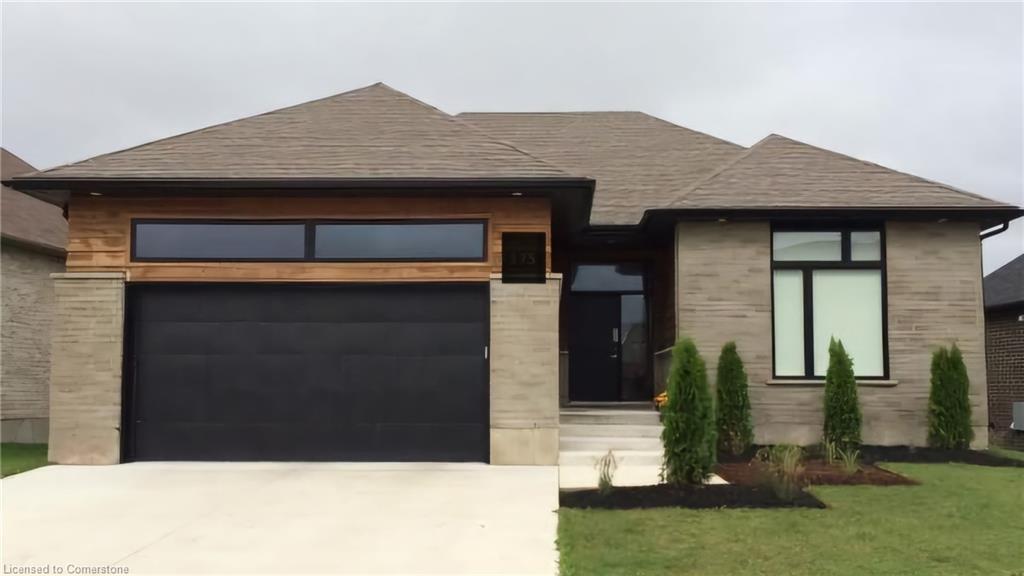 613 Sweetbay Crescent, Sarnia, ON - Outdoor With Facade