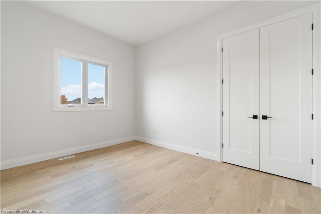 613 Sweetbay Crescent, Sarnia, ON - Indoor Photo Showing Other Room