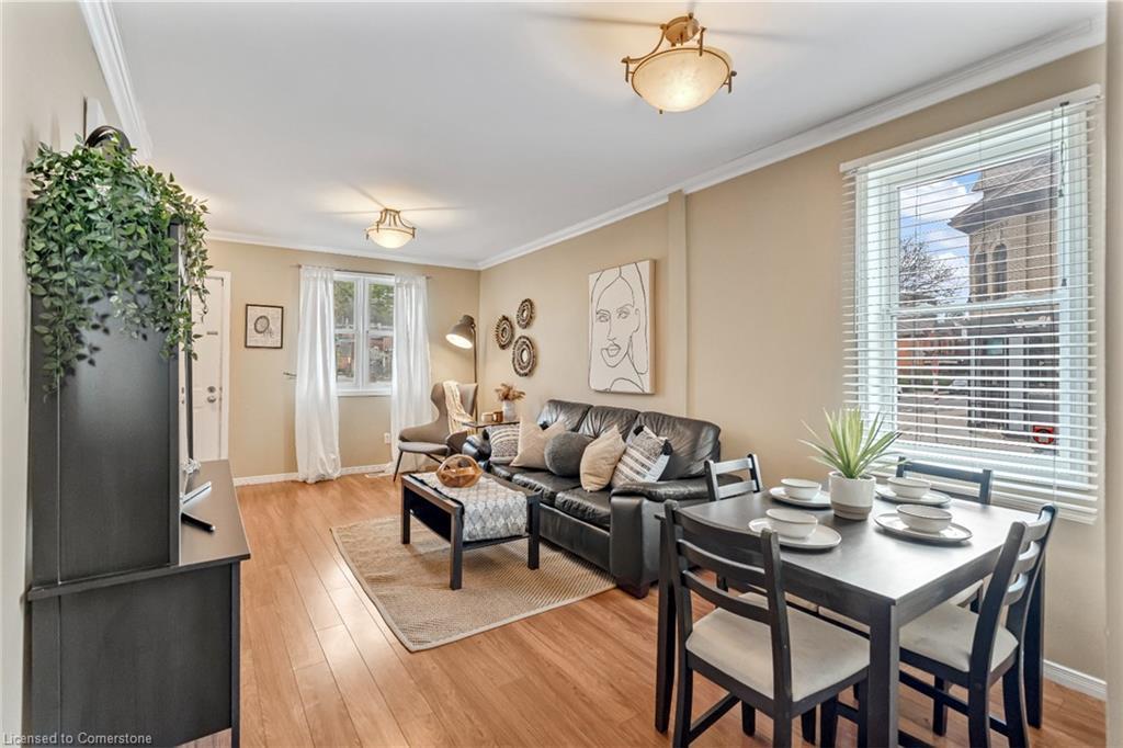 177 Young Street, Hamilton, ON - Indoor