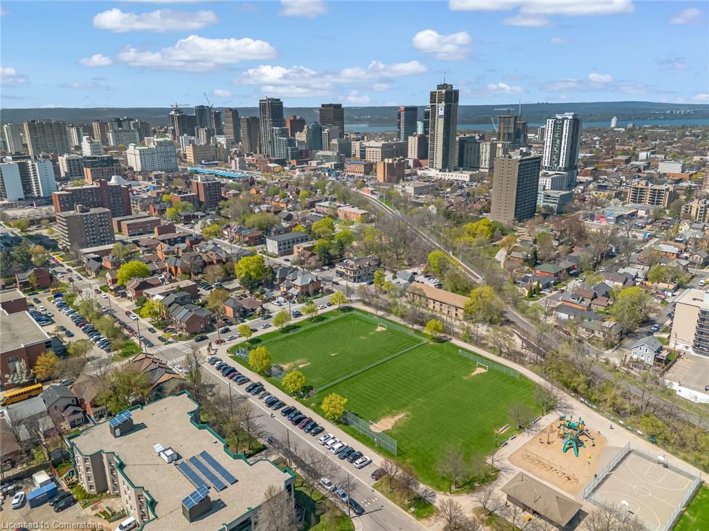177 Young Street, Hamilton, ON - Outdoor With View