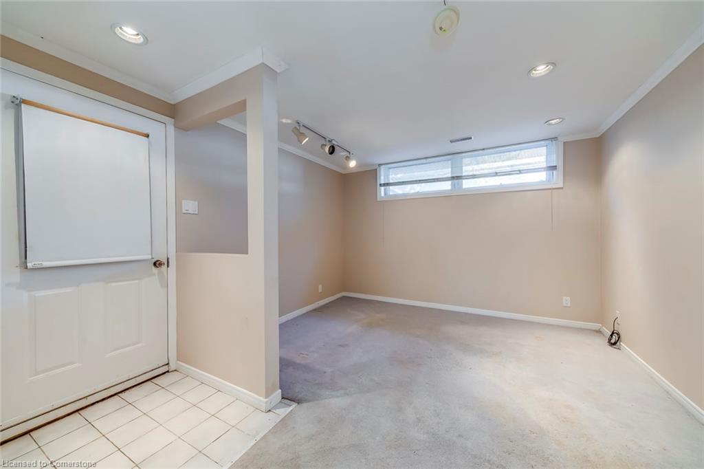 494 Chartwell Road, Oakville, ON - Indoor