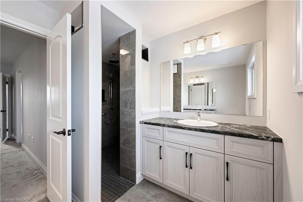 3 Grundy Crescent, Grand Valley, ON - Indoor Photo Showing Bathroom