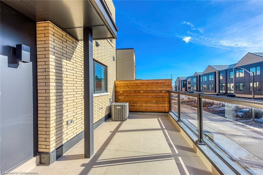 8-2273 Turnberry Road, Burlington, ON - Outdoor With Exterior