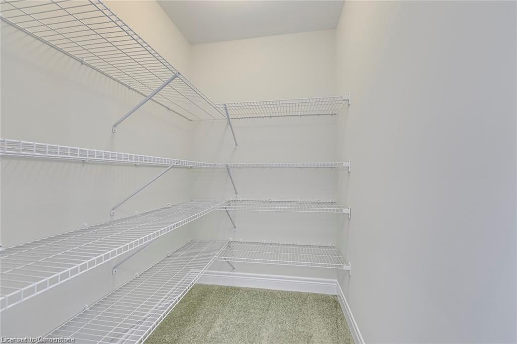 8-2273 Turnberry Road, Burlington, ON - Indoor With Storage