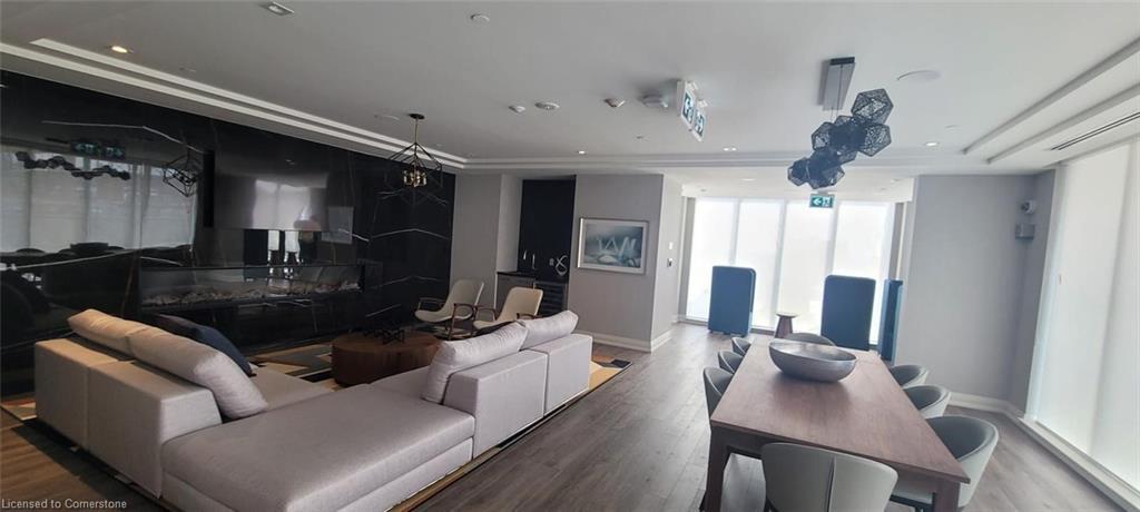 801-212 King William Street E, Hamilton, ON - Indoor