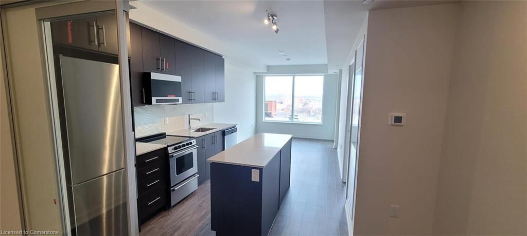 801-212 King William Street E, Hamilton, ON - Indoor Photo Showing Kitchen
