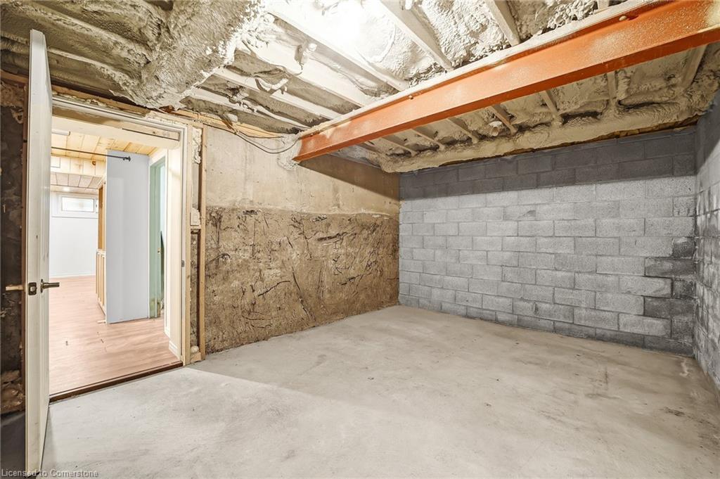 96 Elgin Street, Kawartha Lakes, ON - Indoor Photo Showing Basement