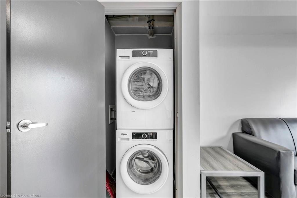 B02 In Building G-275 Larch Street, Waterloo, ON - Indoor Photo Showing Laundry Room