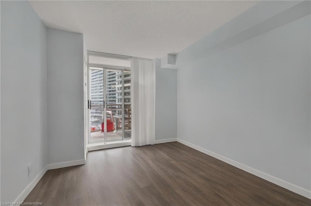 906-73 King William Crescent, Richmond Hill, ON - Indoor Photo Showing Other Room