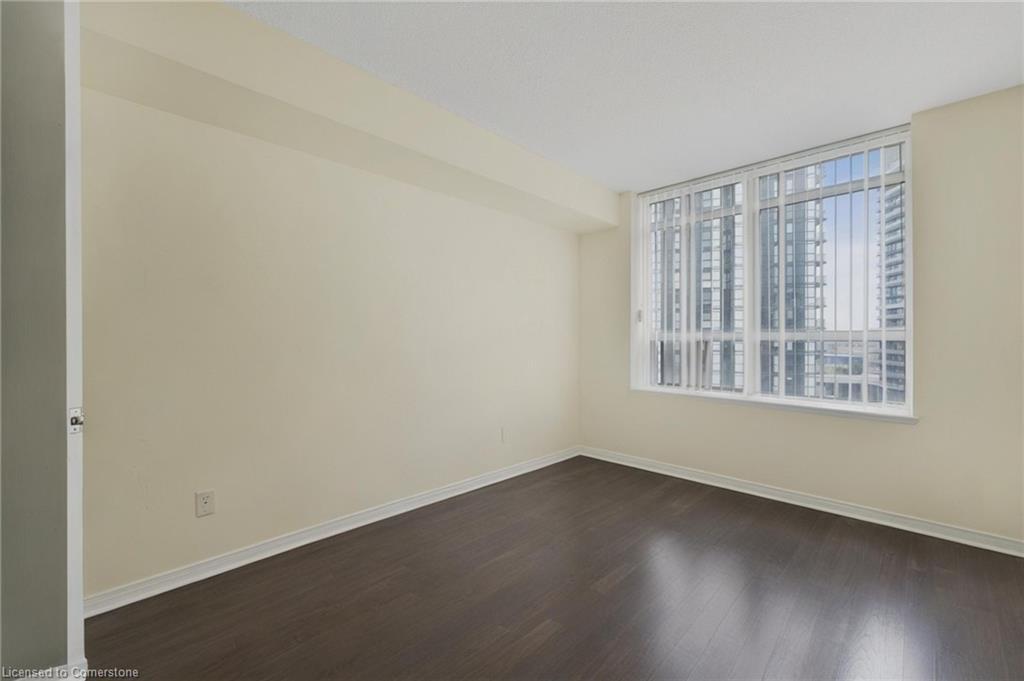 906-73 King William Crescent, Richmond Hill, ON - Indoor Photo Showing Other Room