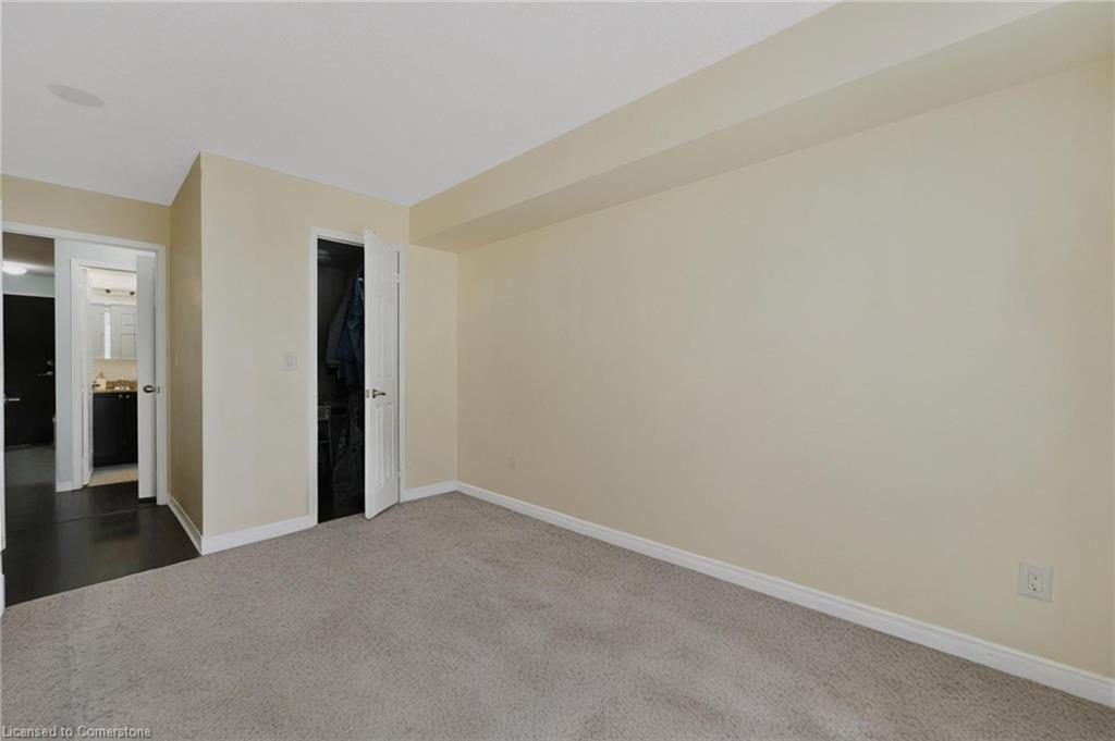 906-73 King William Crescent, Richmond Hill, ON - Indoor Photo Showing Other Room