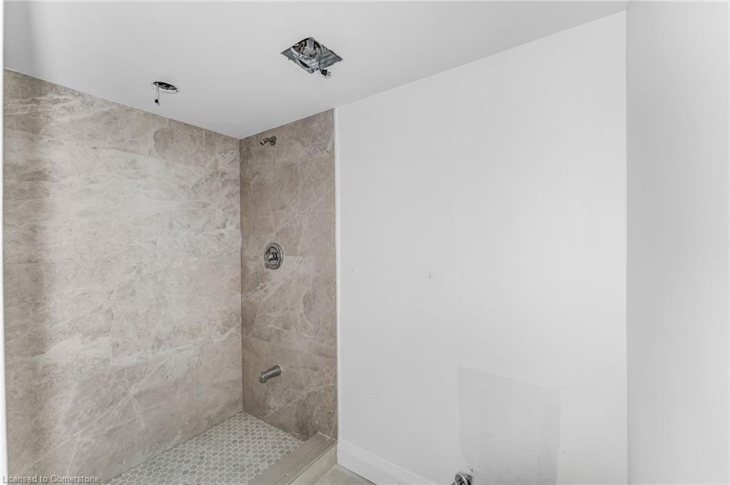 109 Valleymede Drive, Richmond Hill, ON - Indoor Photo Showing Bathroom