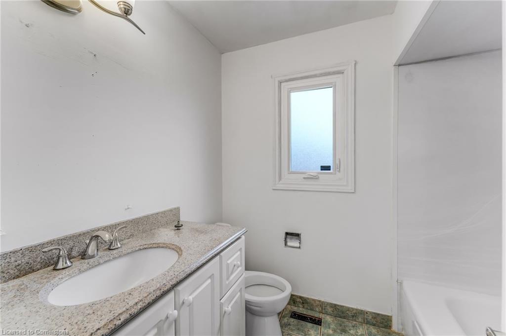 109 Valleymede Drive, Richmond Hill, ON - Indoor Photo Showing Bathroom