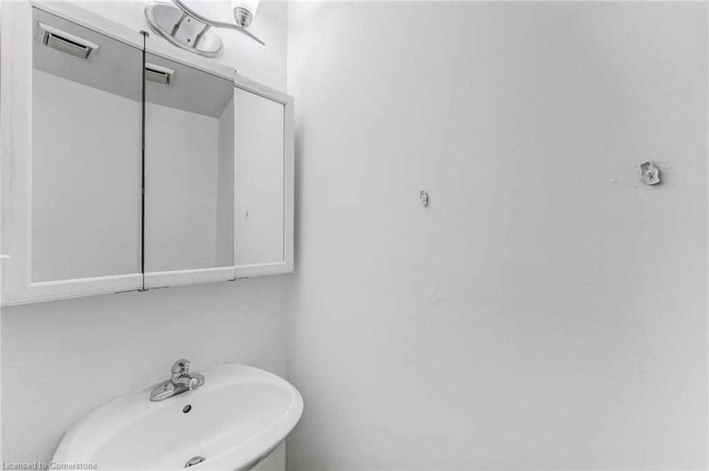 109 Valleymede Drive, Richmond Hill, ON - Indoor Photo Showing Bathroom