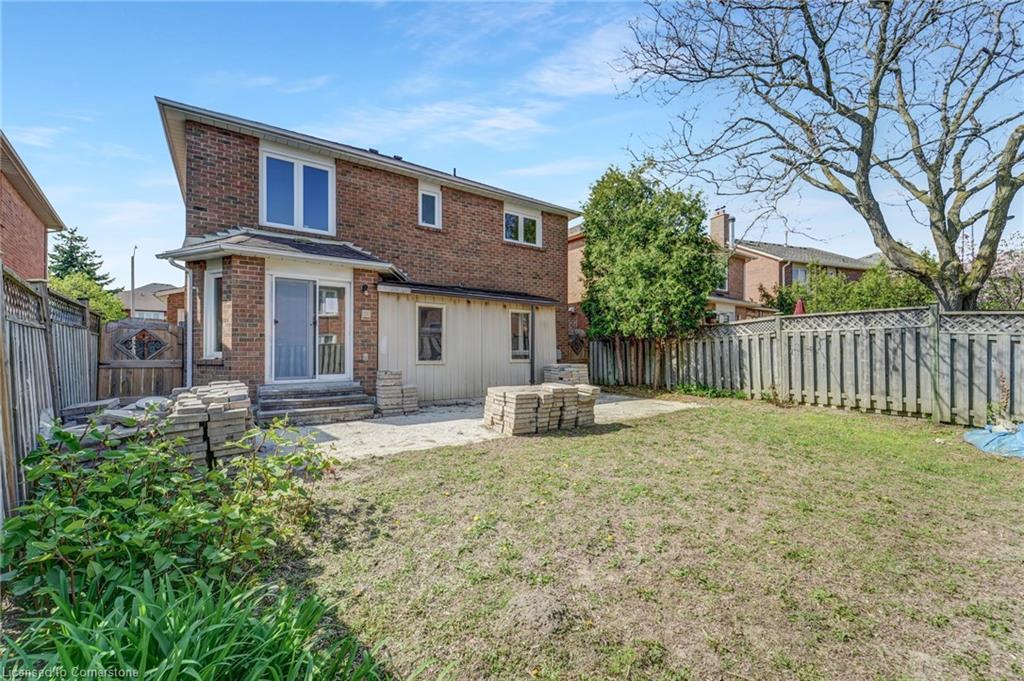 109 Valleymede Drive, Richmond Hill, ON - Outdoor