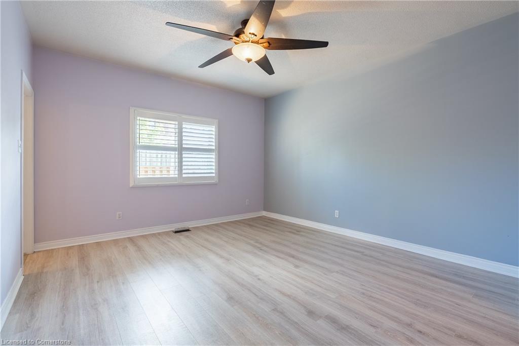 3-34 Southbrook Drive, Binbrook, ON - Indoor Photo Showing Other Room