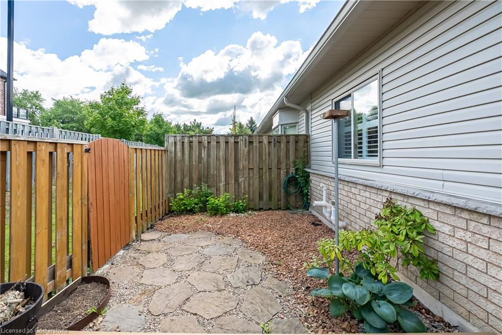 3-34 Southbrook Drive, Binbrook, ON - Outdoor With Exterior