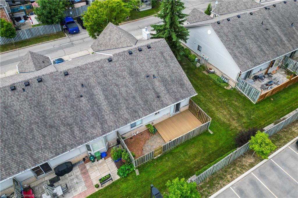 3-34 Southbrook Drive, Binbrook, ON - Outdoor