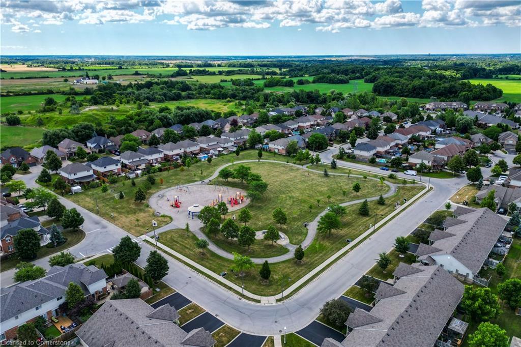 3-34 Southbrook Drive, Binbrook, ON - Outdoor With View