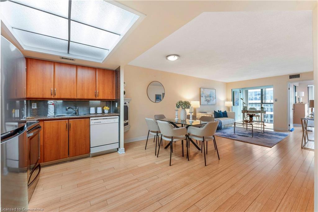 811-65 Scadding Avenue, Toronto, ON - Indoor