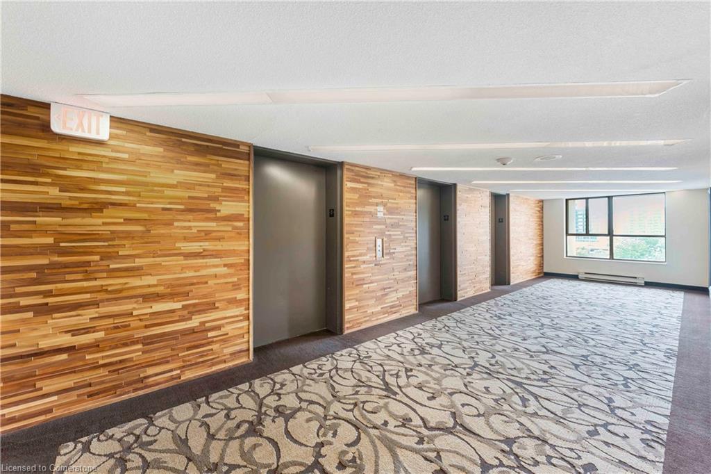 811-65 Scadding Avenue, Toronto, ON - Indoor Photo Showing Other Room