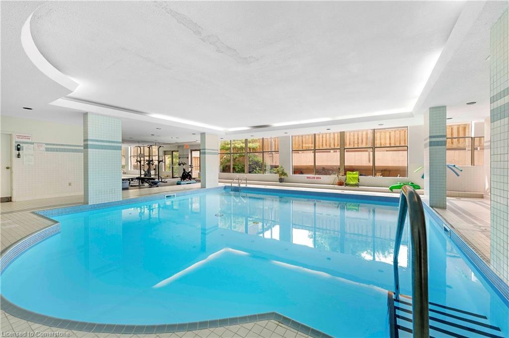 811-65 Scadding Avenue, Toronto, ON - Indoor Photo Showing Other Room With In Ground Pool