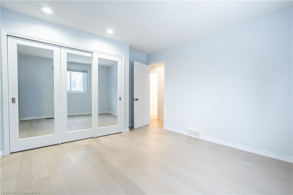 65 Hillcrest Avenue, St. Catharines, ON - Indoor Photo Showing Other Room