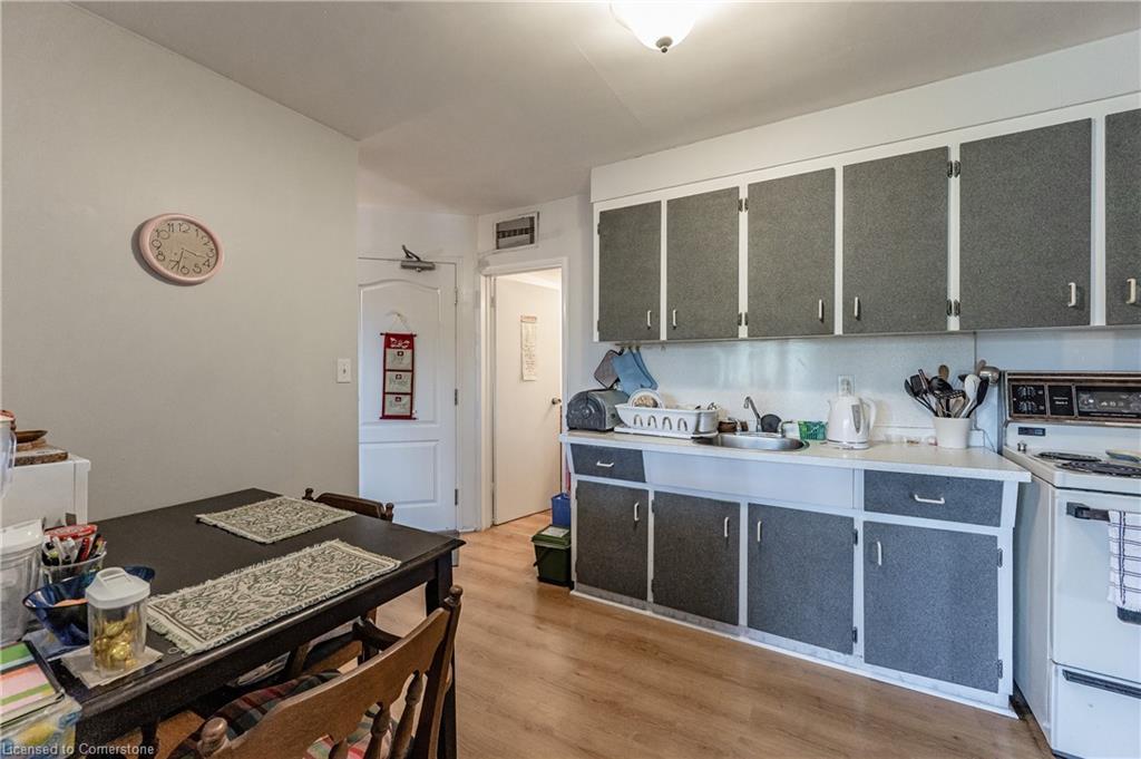 22 Mill Street S, Hamilton, ON