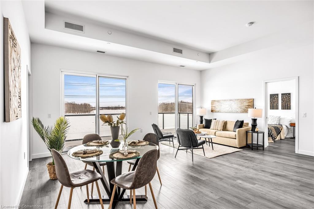 407-7549A Kalar Road, Niagara Falls, ON - Indoor