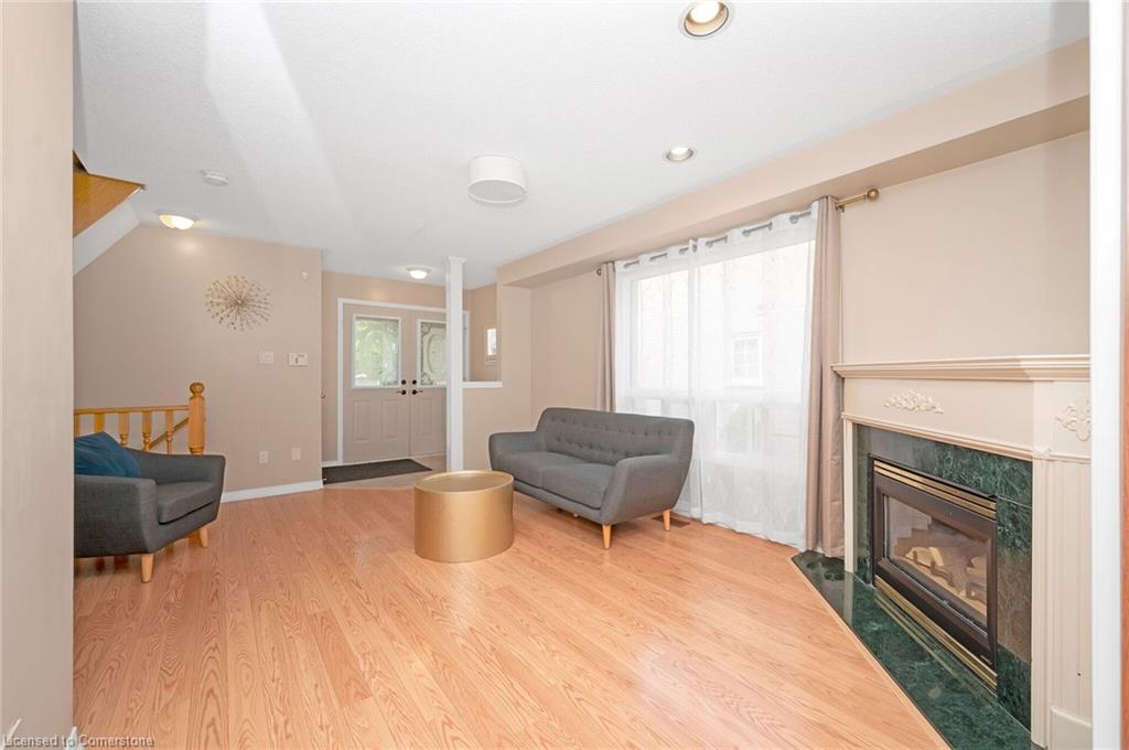 2189 Shorncliffe Boulevard, Oakville, ON - Indoor Photo Showing Living Room With Fireplace