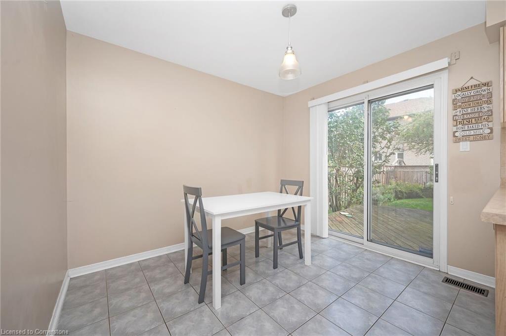 2189 Shorncliffe Boulevard, Oakville, ON - Indoor Photo Showing Dining Room