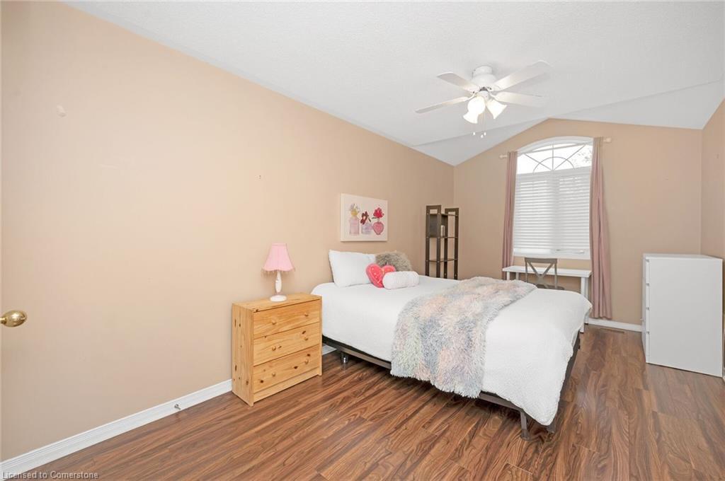 2189 Shorncliffe Boulevard, Oakville, ON - Indoor Photo Showing Bedroom