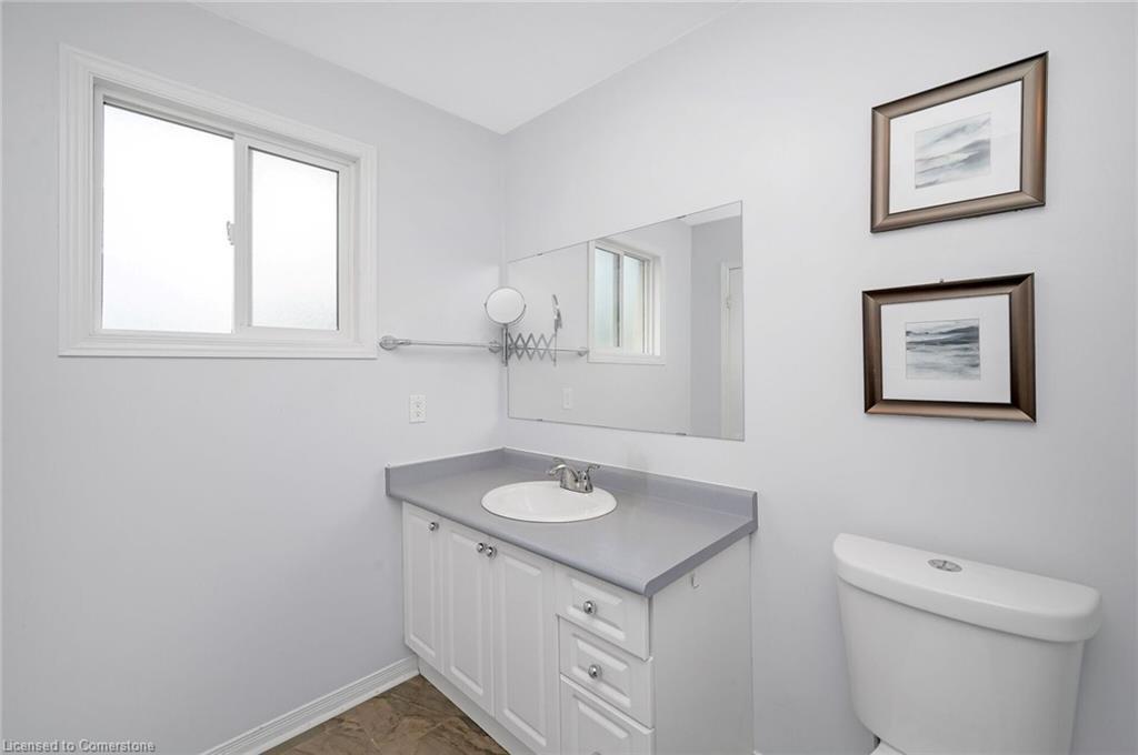 2189 Shorncliffe Boulevard, Oakville, ON - Indoor Photo Showing Bathroom