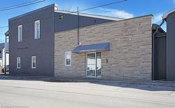 8-12 York Street Chatham-Kent, ON N0P 2C0