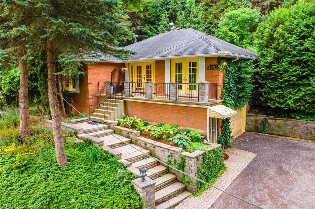 2083 Hollow Road, Thorold, ON - Outdoor With Deck Patio Veranda