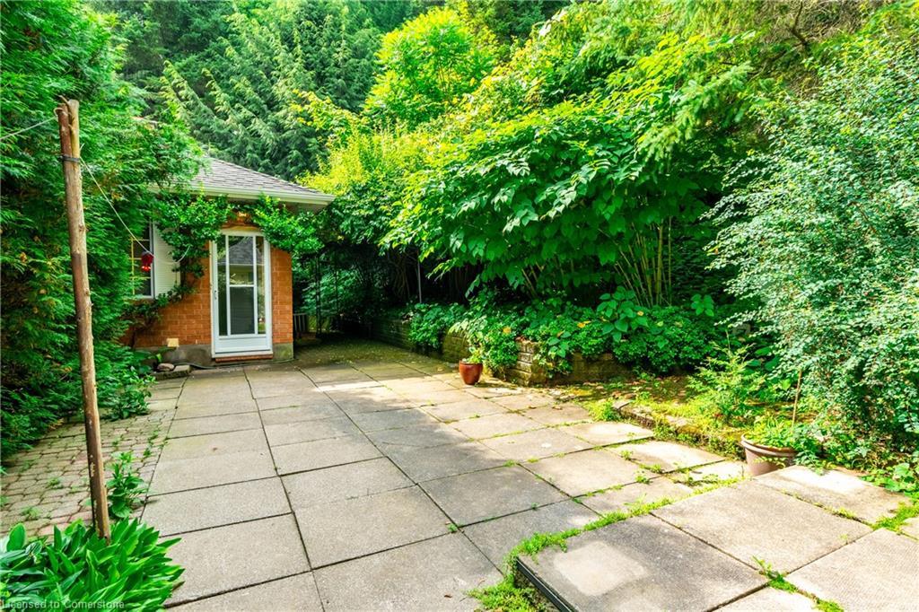 2083 Hollow Road, Thorold, ON - Outdoor