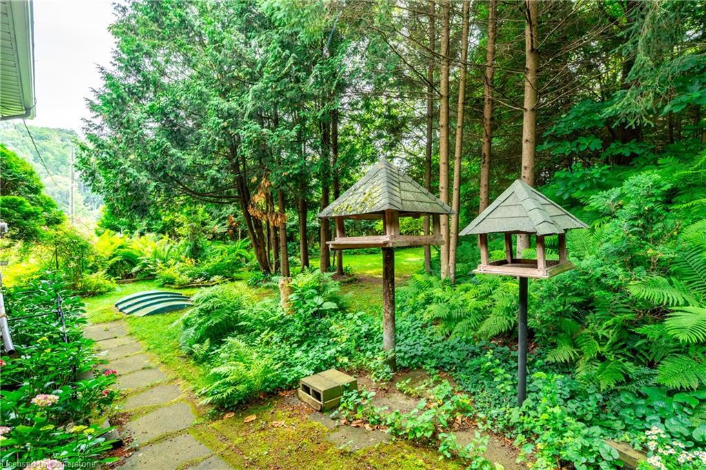 2083 Hollow Road, Thorold, ON - Outdoor