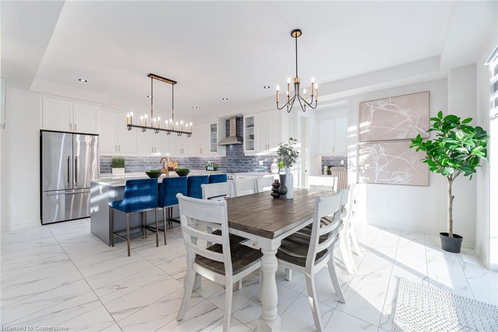 1 Twinleaf Crescent, Adjala-Tosorontio, ON - Indoor Photo Showing Dining Room