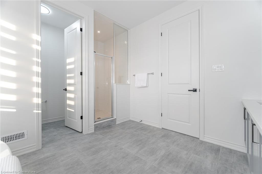 1 Twinleaf Crescent, Adjala-Tosorontio, ON - Indoor Photo Showing Other Room