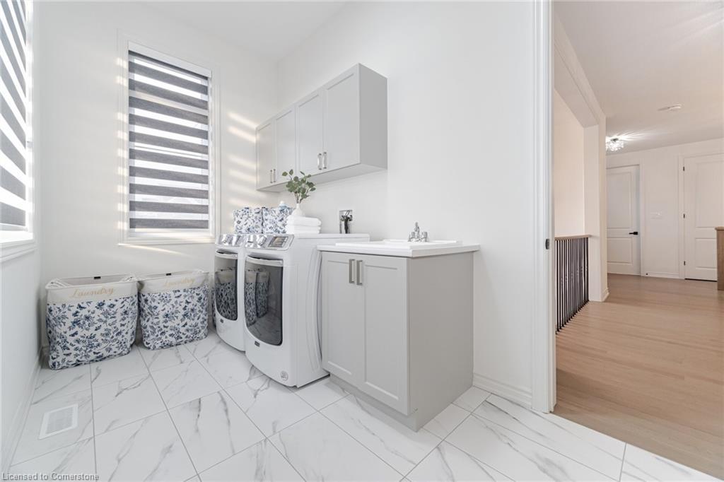 1 Twinleaf Crescent, Adjala-Tosorontio, ON - Indoor Photo Showing Laundry Room
