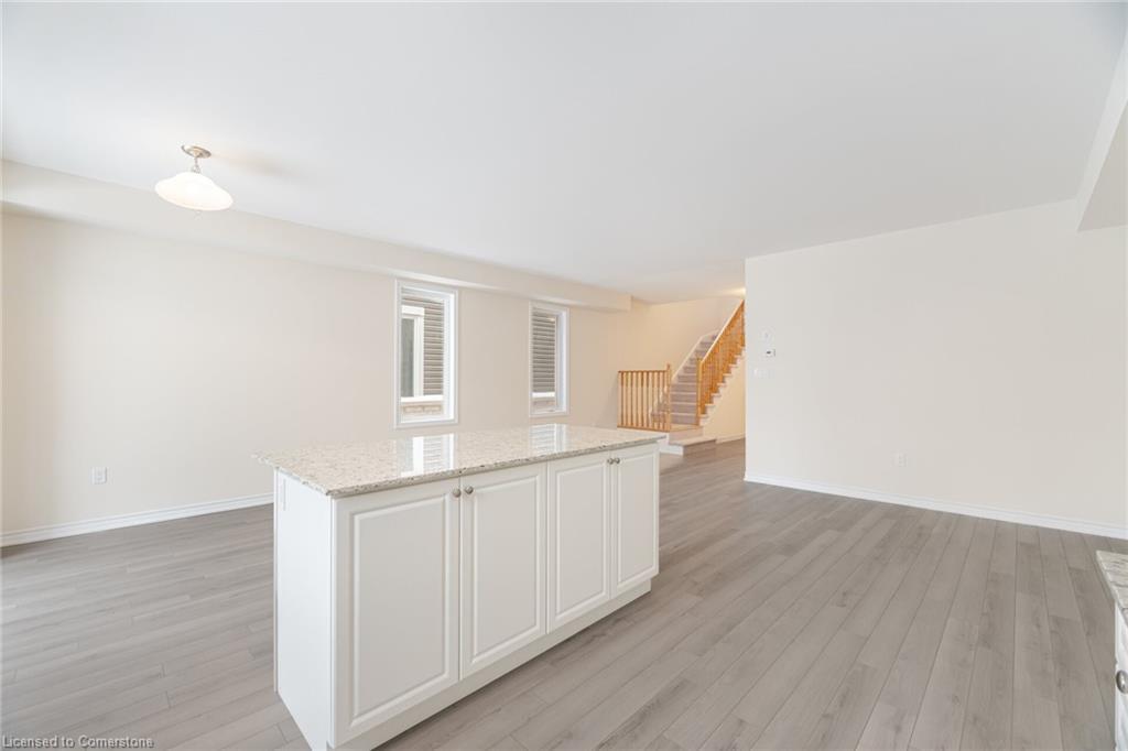 109 Molozzi Street, Erin, ON - Indoor