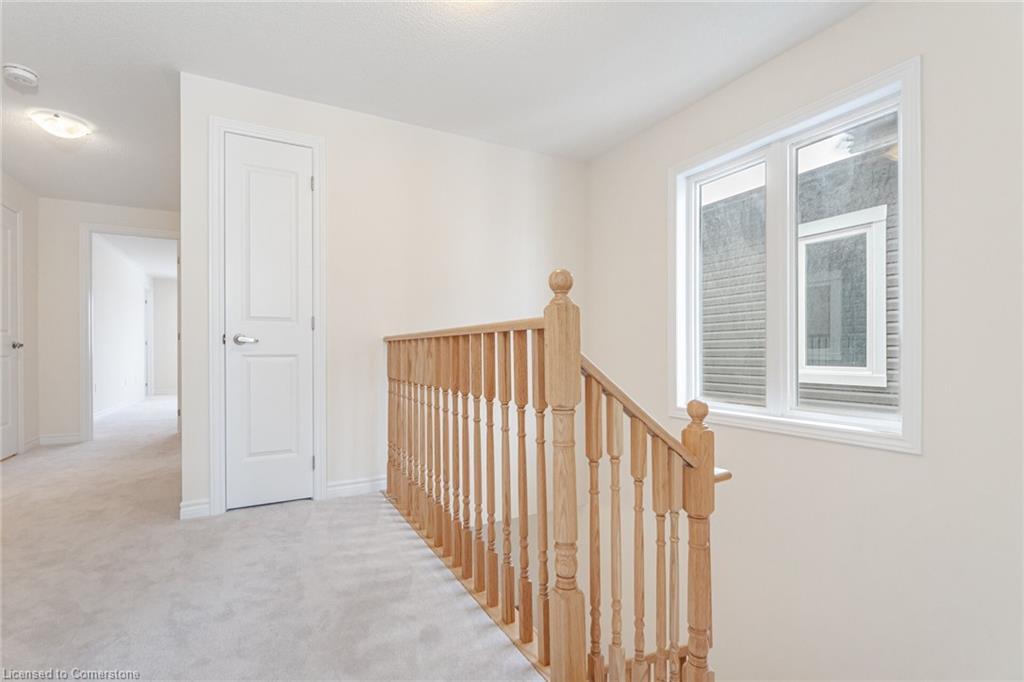 109 Molozzi Street, Erin, ON - Indoor Photo Showing Other Room