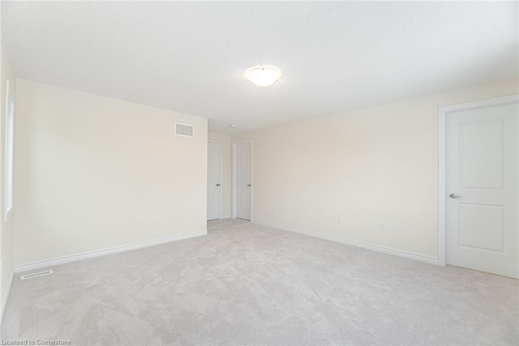 109 Molozzi Street, Erin, ON - Indoor Photo Showing Other Room