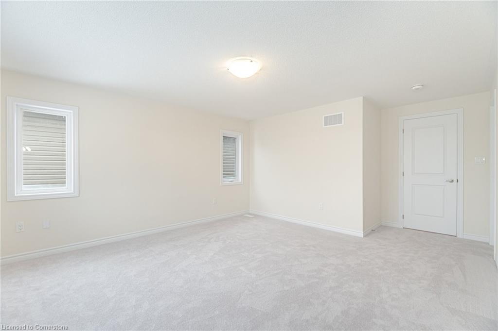 109 Molozzi Street, Erin, ON - Indoor Photo Showing Other Room