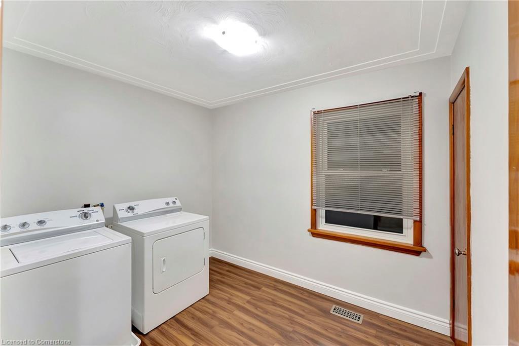 Upper-317 Highland Road W, Hamilton, ON - Indoor Photo Showing Laundry Room