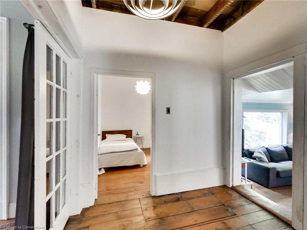 6142 Guelph Line, Burlington, ON - Indoor Photo Showing Other Room